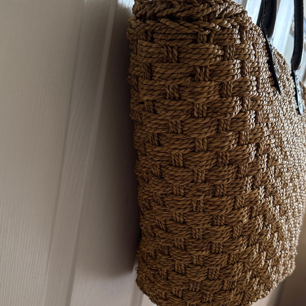 ๐ธ J. Crew: Woven Straw Tote - Picture 9 of 9